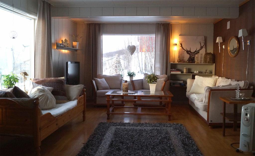 Solheim Fritidsgård Villa Svensby Exteriör bild